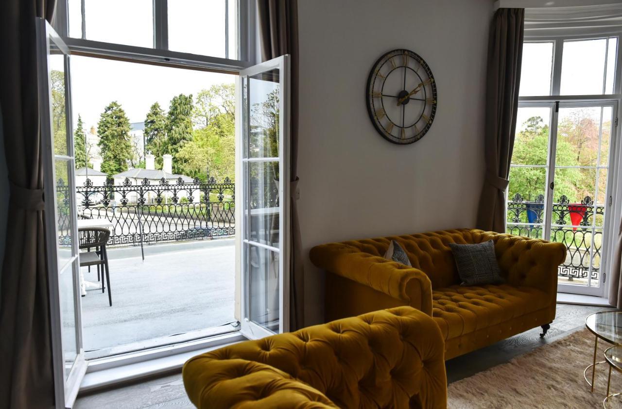 Victoria Colonnade Aparthotel Лемингтън Спа Екстериор снимка
